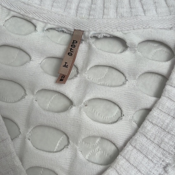 Pete Made In America white open weave v-neck top - Picture 8 of 9